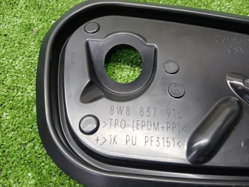 Заглушка двери