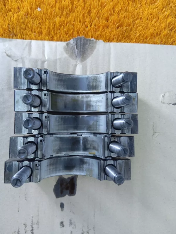 Бугель коленвала