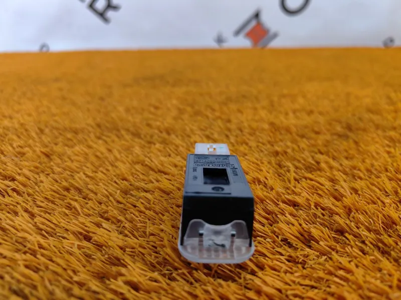 Плафон салона