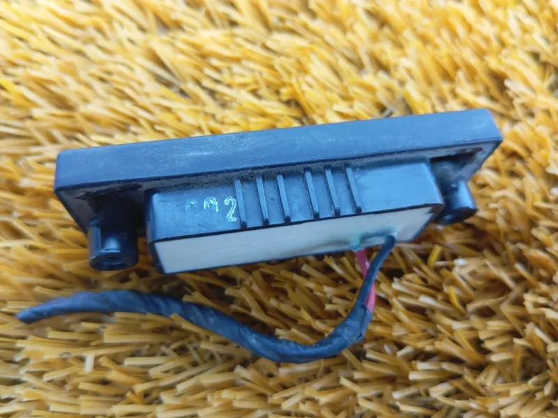 Кнопка багажника