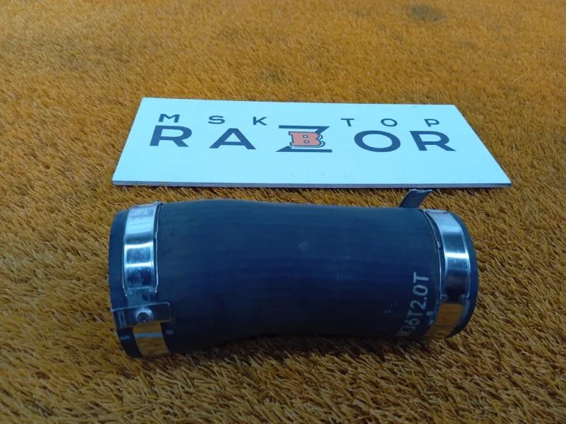 Патрубок радиатора