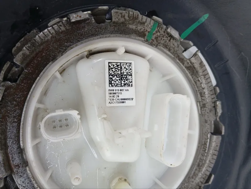 Бак топливный