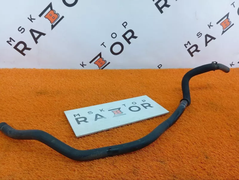 Патрубок системы охлаждения