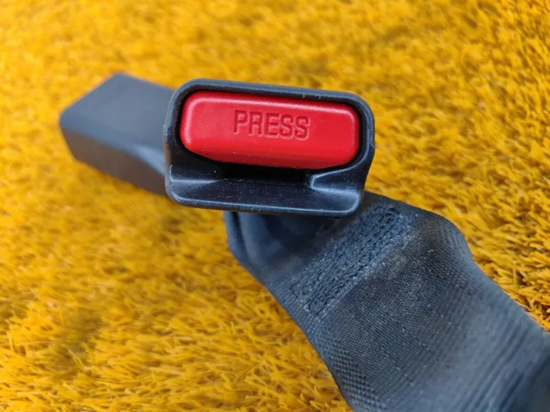 Замок ремня безопасности