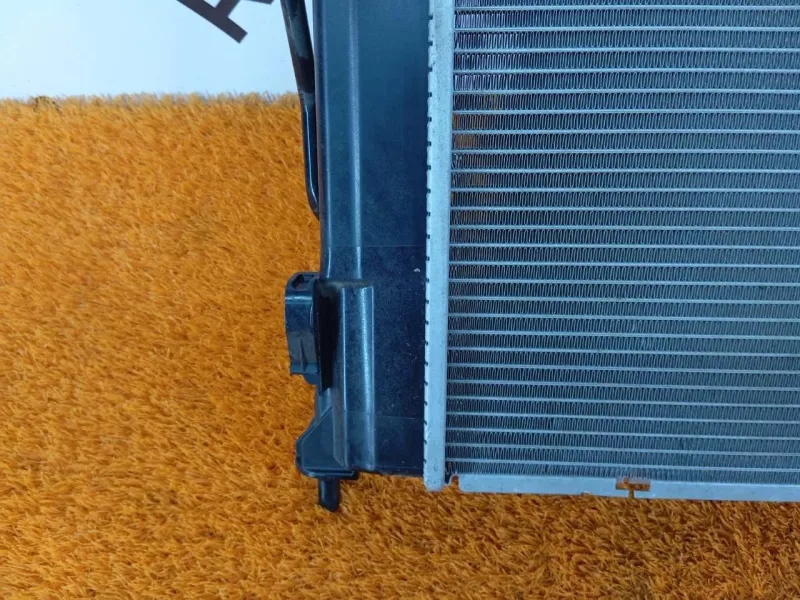 Радиатор двигателя