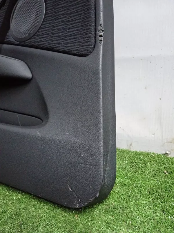 Обшивка двери BMW 1-Series 2008 51417133299 E87, передняя левая