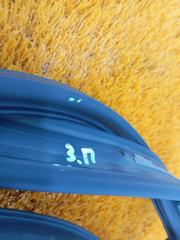 Уплотнитель двери