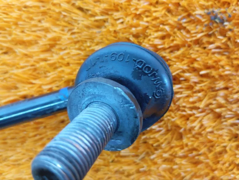 Стойка стабилизатора