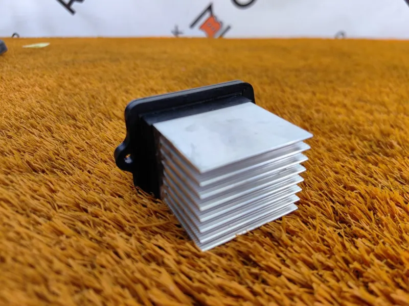 Резистор отопителя