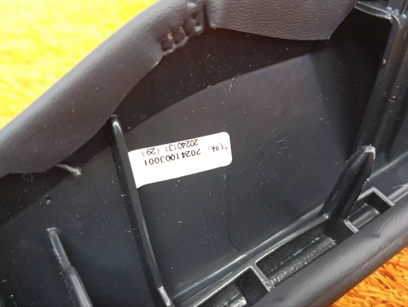 Накладка на торпедо