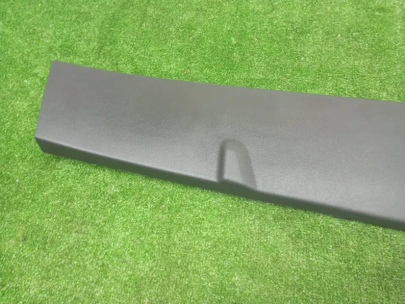 Обшивка центральной стойки