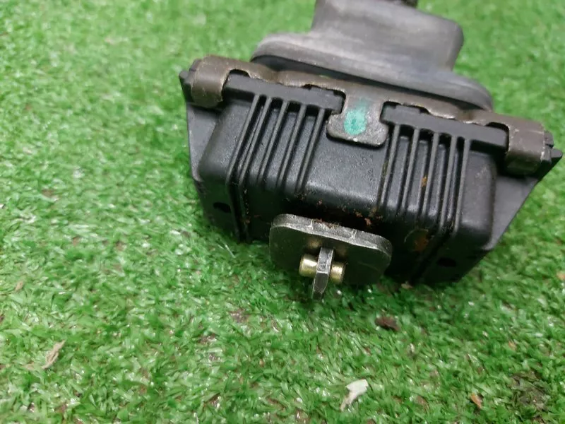 Ограничитель двери BMW X5 2006 51218402502 E53, передний левый