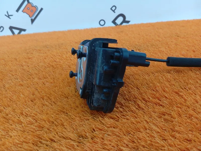 Замок двери