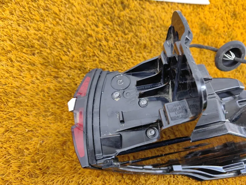 Фонарь задний