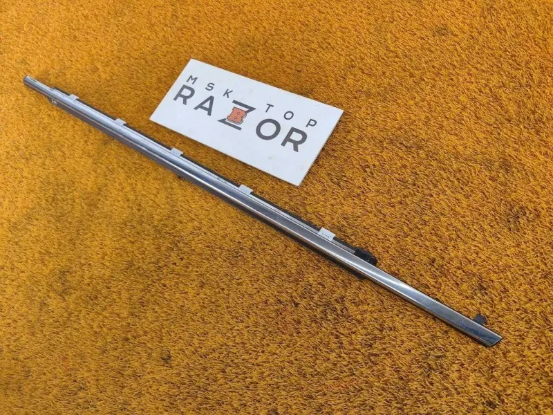 Уплотнитель стекла двери