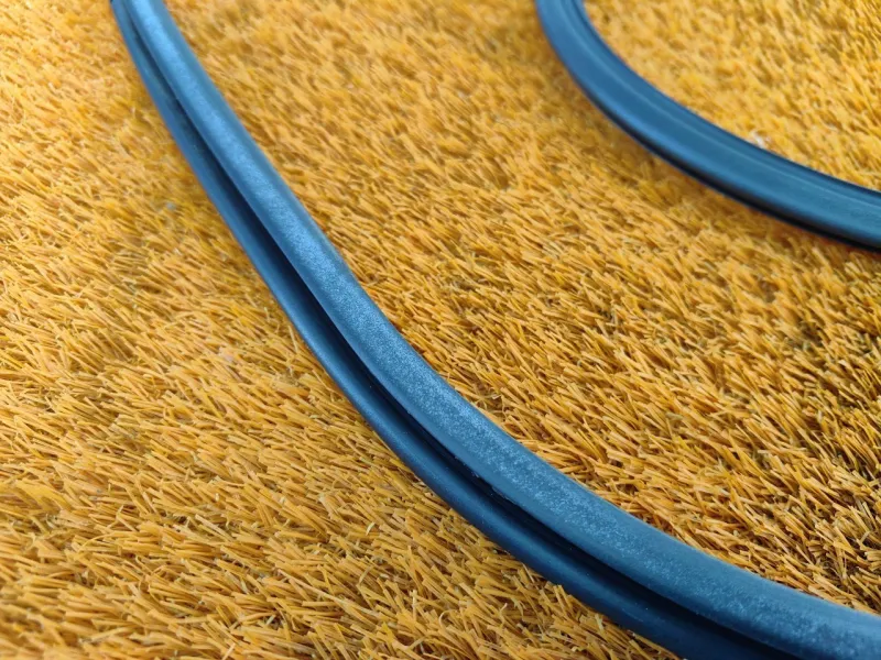 Уплотнитель крыши