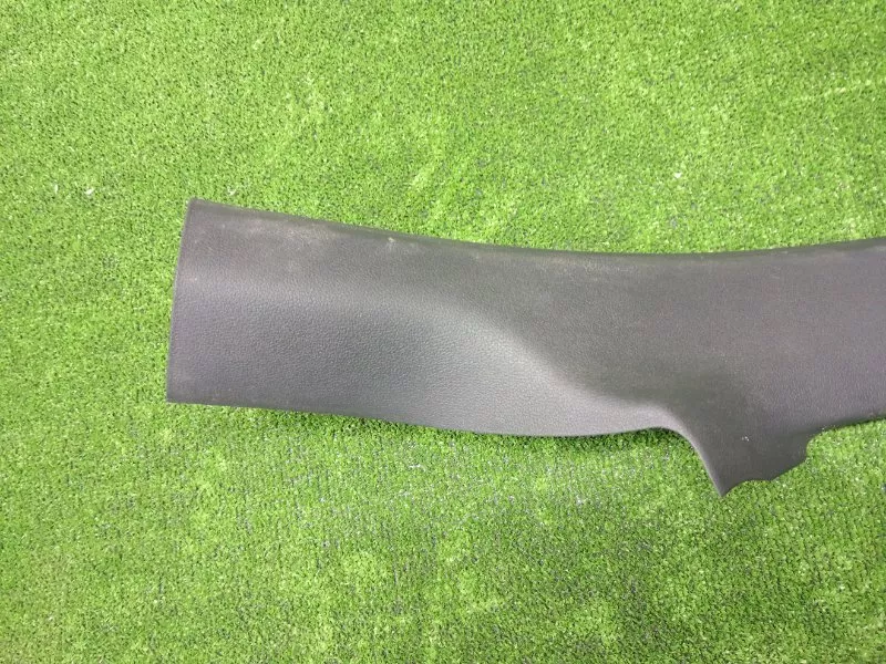 Накладка на стойку кузова