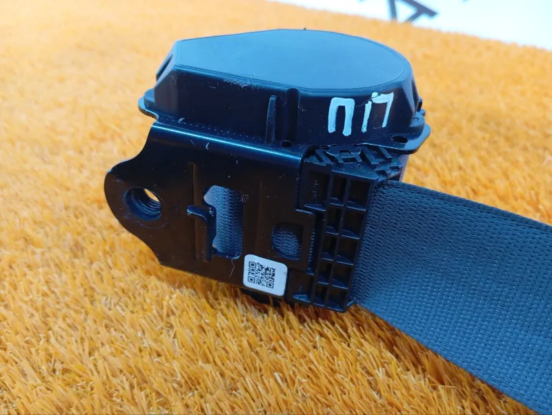 Ремень безопасности