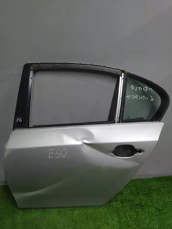 Дверь BMW 5-Series 2004 41527202341 E60, задняя левая