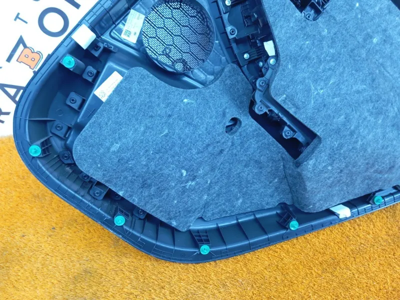 Обшивка двери