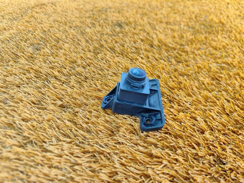 Камера переднего вида