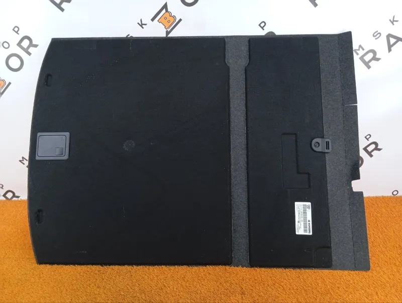 Пол багажника