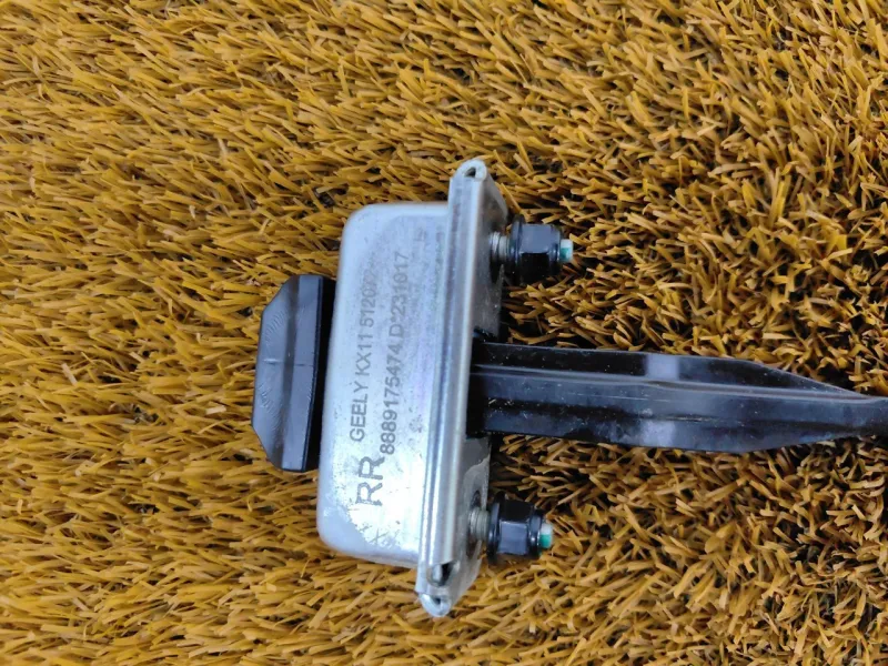 Ограничитель двери