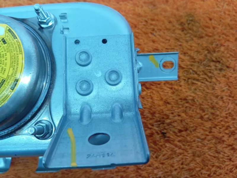 Подушка безопасности пассажира