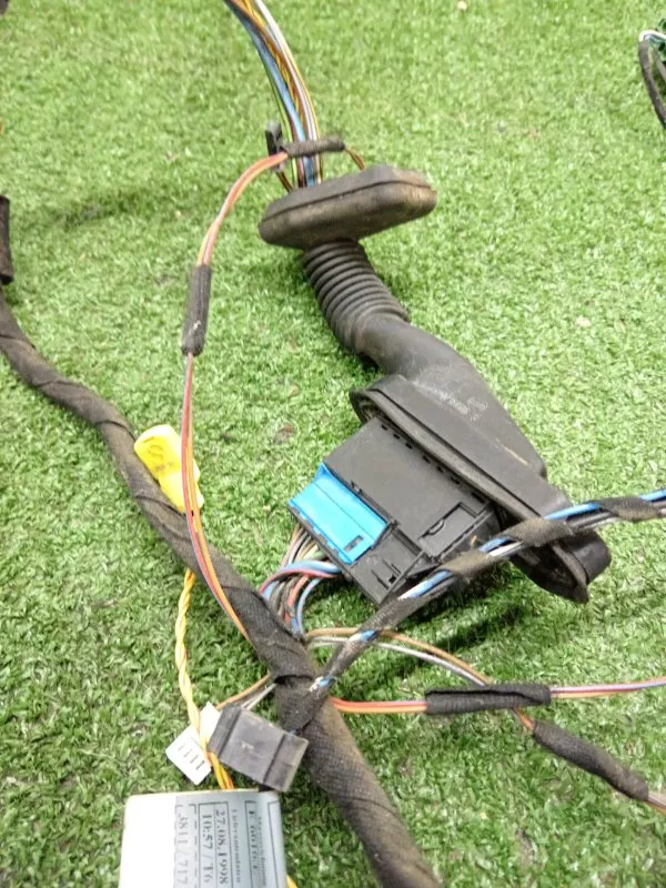 Проводка двери