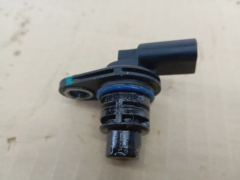 Датчик положения распредвала