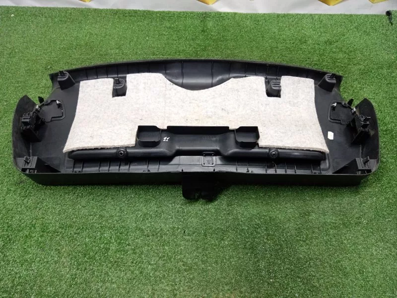 Обшивка крышки багажника Audi A3 2006 8P4867979D 8P