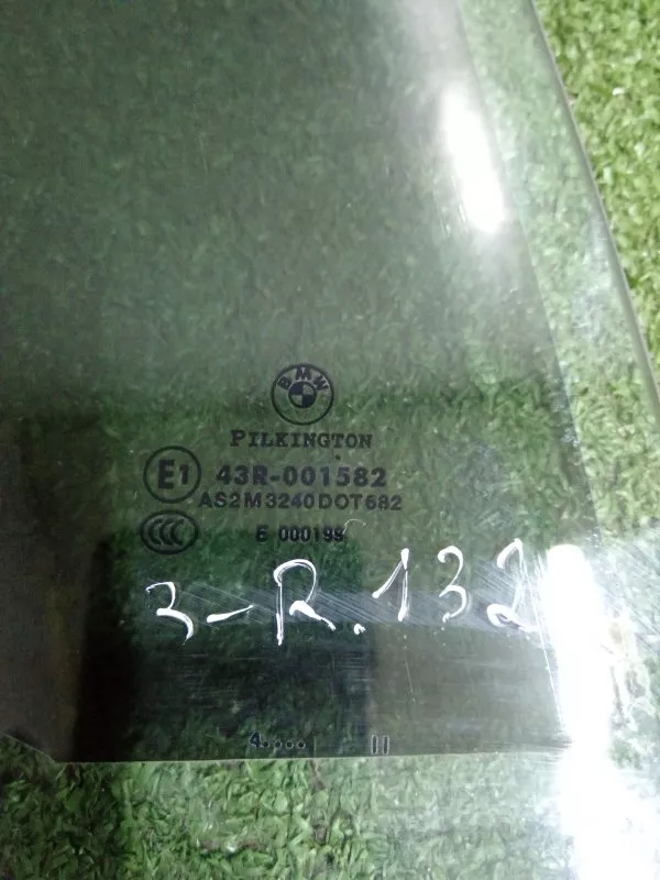 Стекло двери BMW 3-Series 2005 51347119978 E90, заднее правое