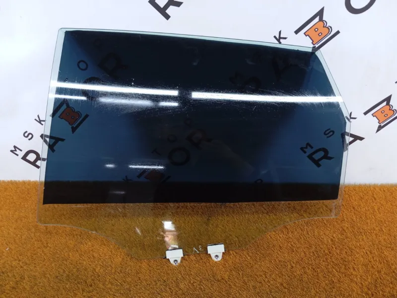 Стекло двери