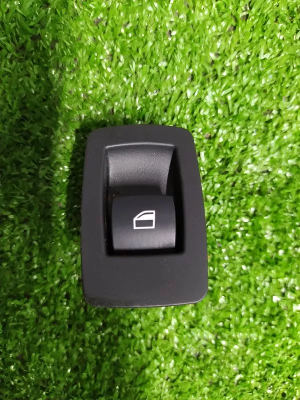 Кнопка стеклоподъемника