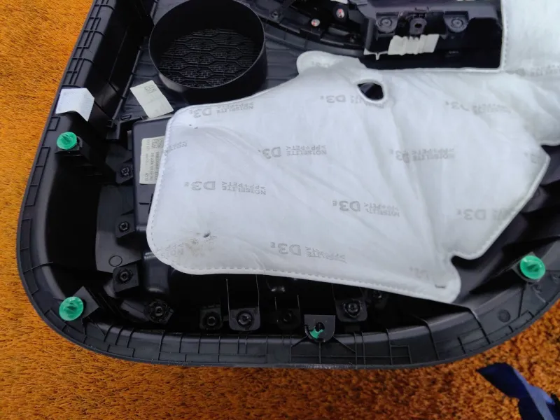 Обшивка двери