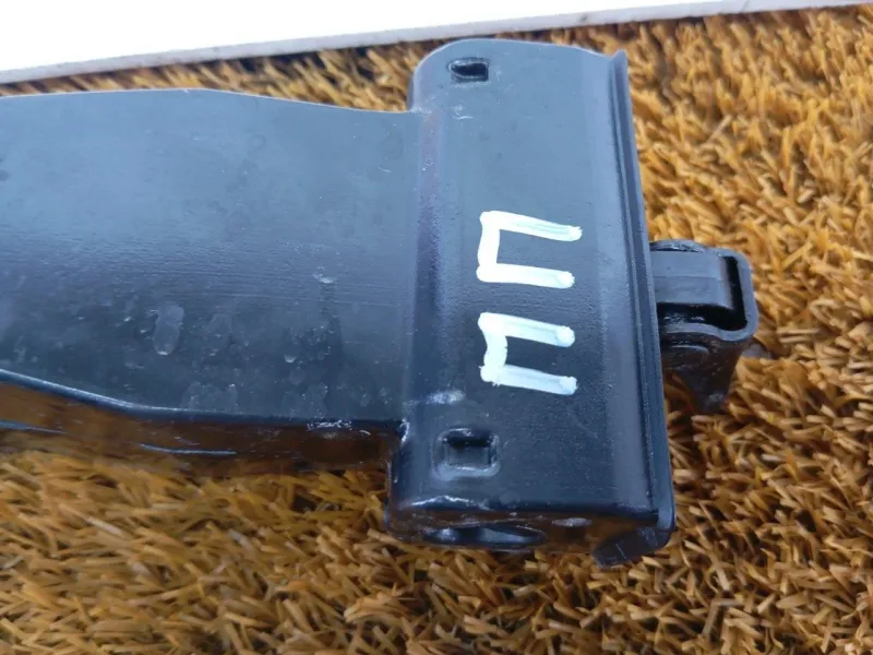 Ограничитель двери