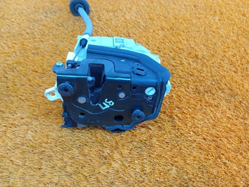 Замок двери