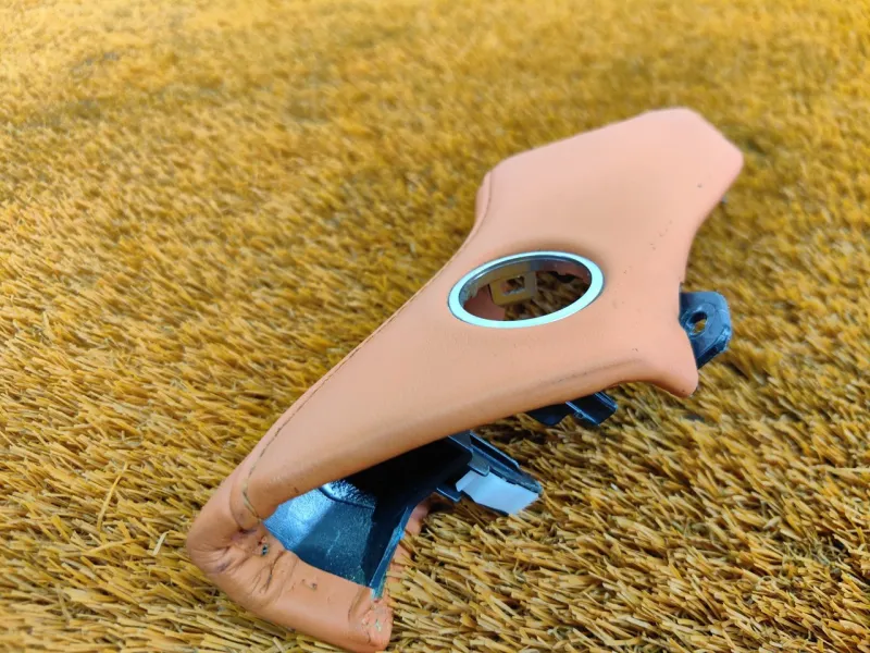 Накладка на торпедо