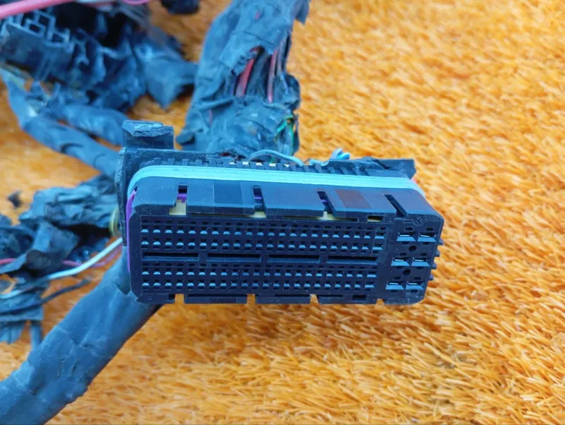 Проводка подкапотная