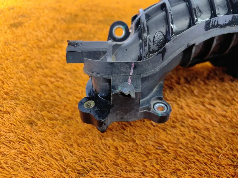 Коллектор впускной