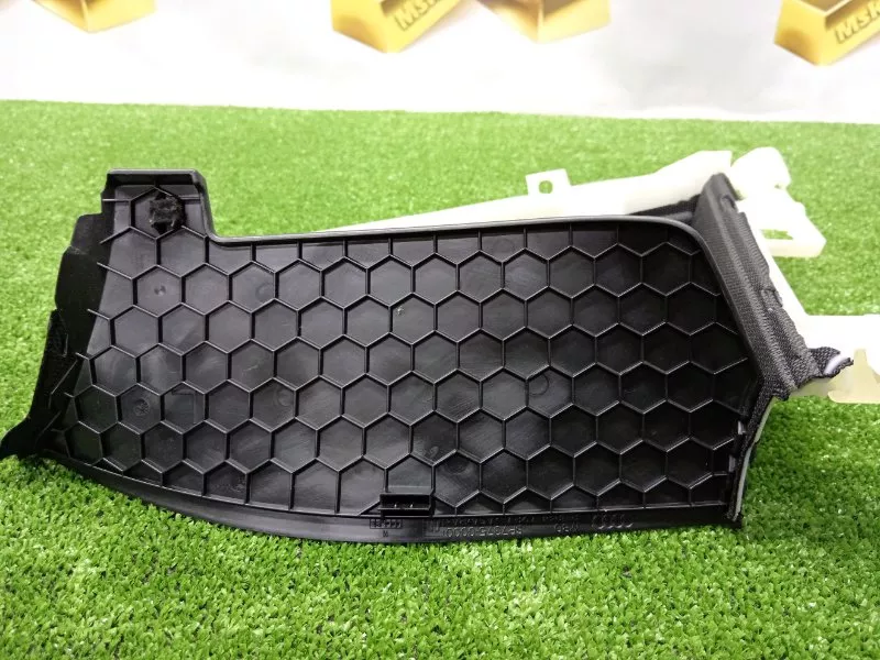 Накладка на стойку кузова