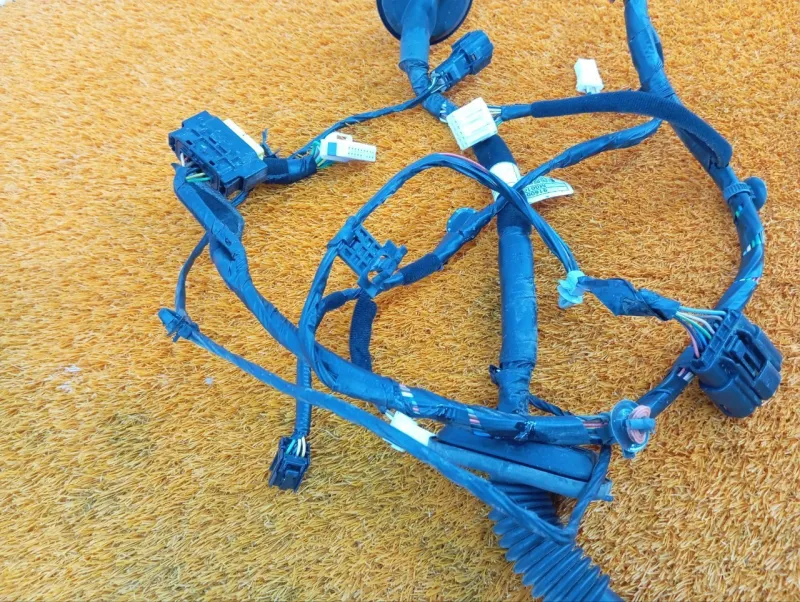 Проводка двери