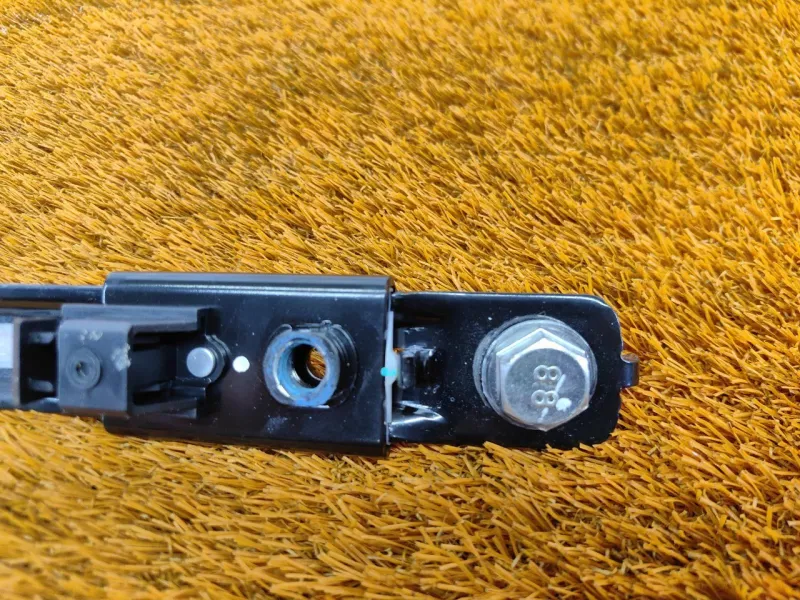 Механизм регулировки ремня безопасности