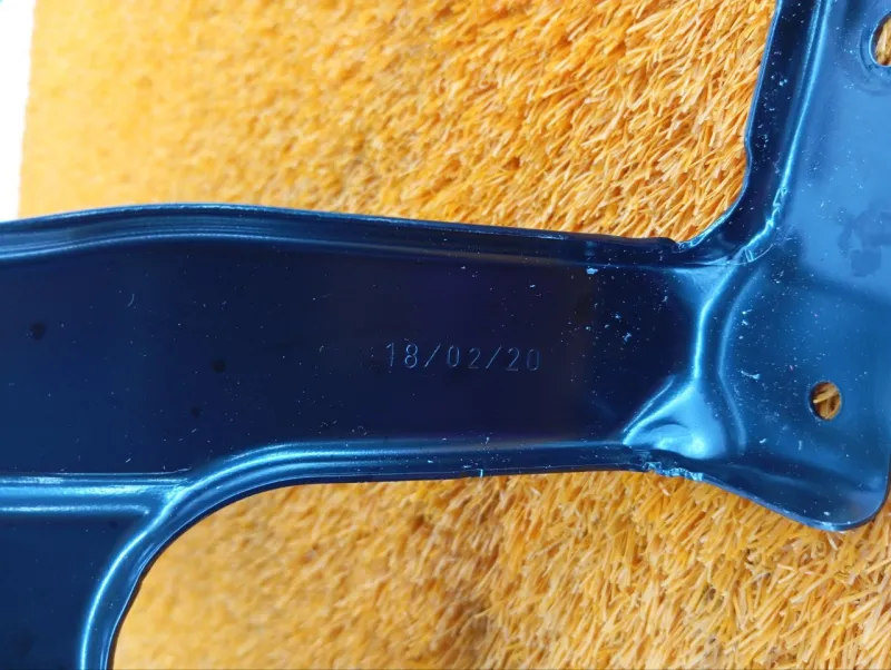 Крепление запасного колеса