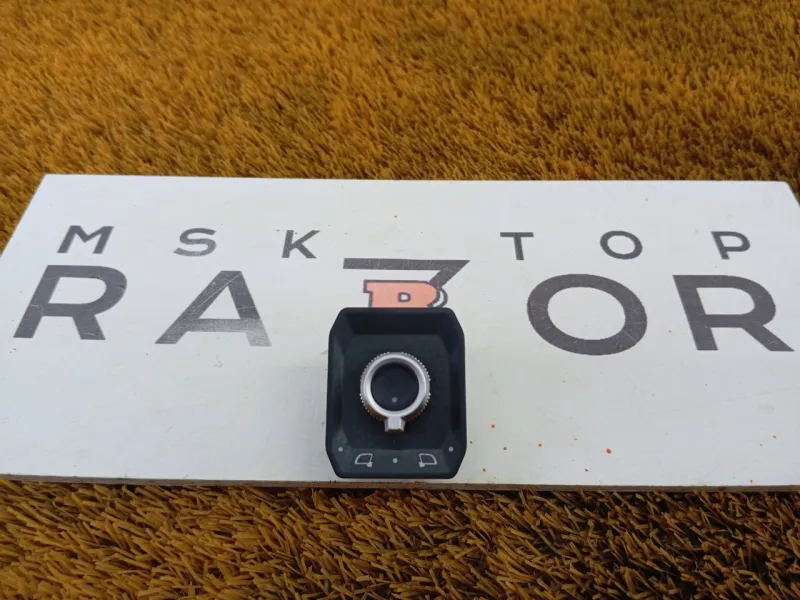 Блок управления зеркалами