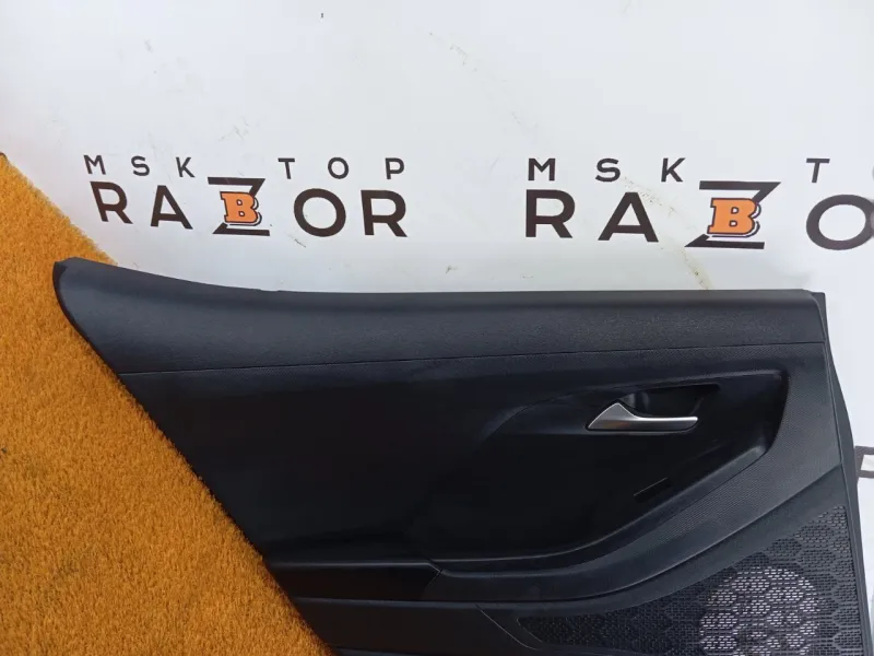 Обшивка двери