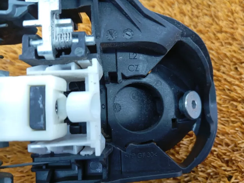 Ручка двери наружняя