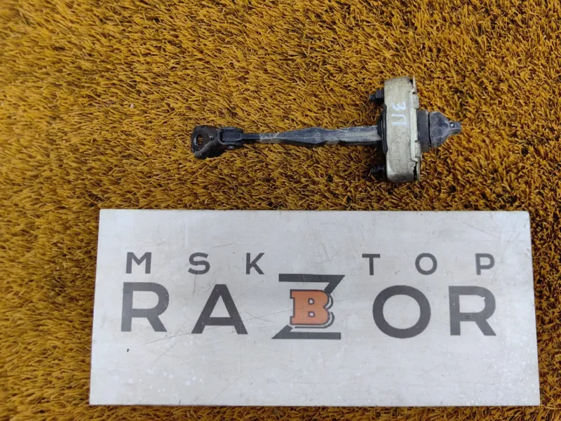 Ограничитель двери