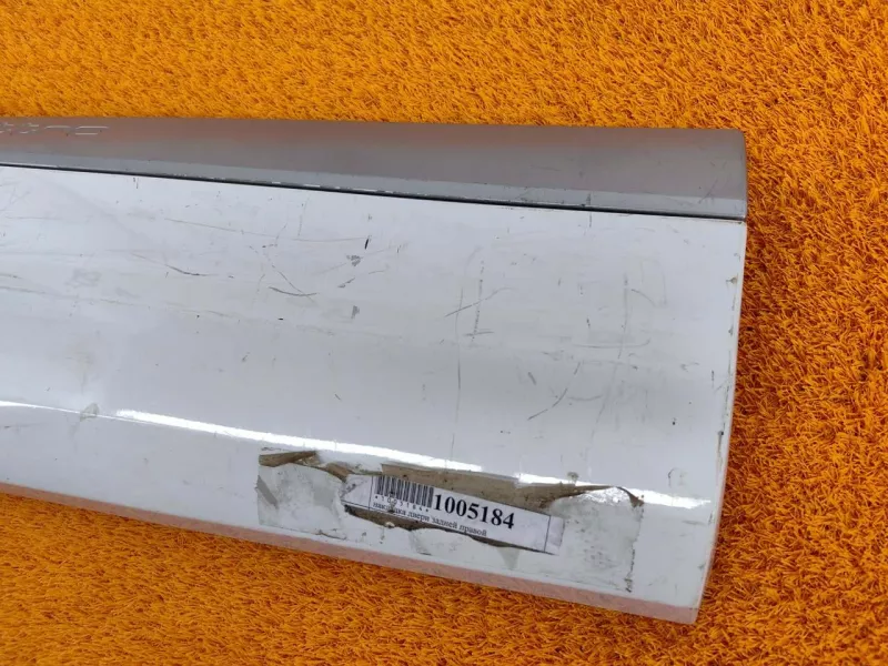 Накладка двери Audi Q7 2019 4M0853970F, задняя правая