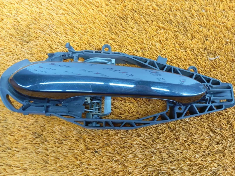 Ручка двери наружняя